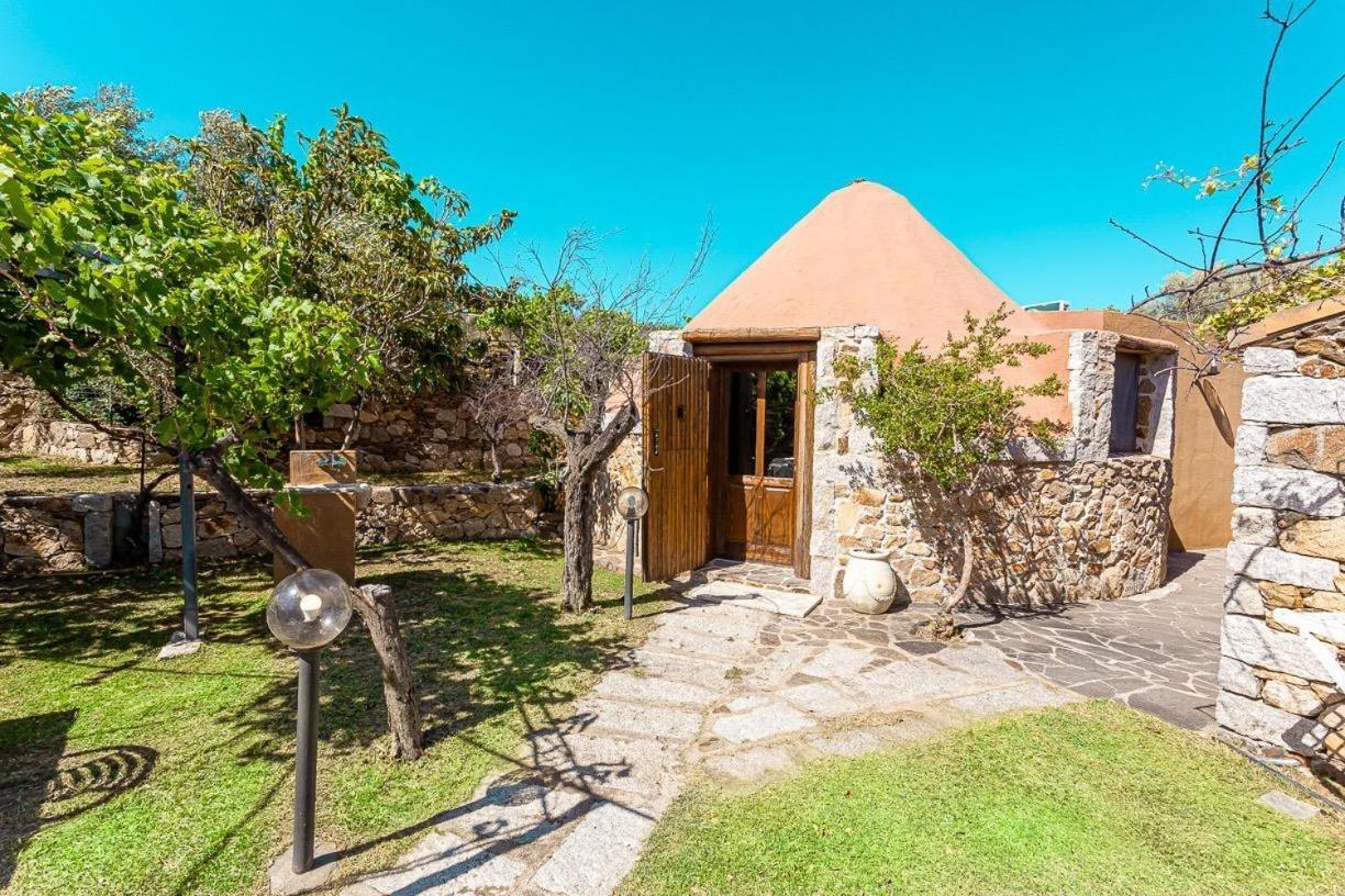 B&B Pettirosso Garden San Teodoro  Exterior foto