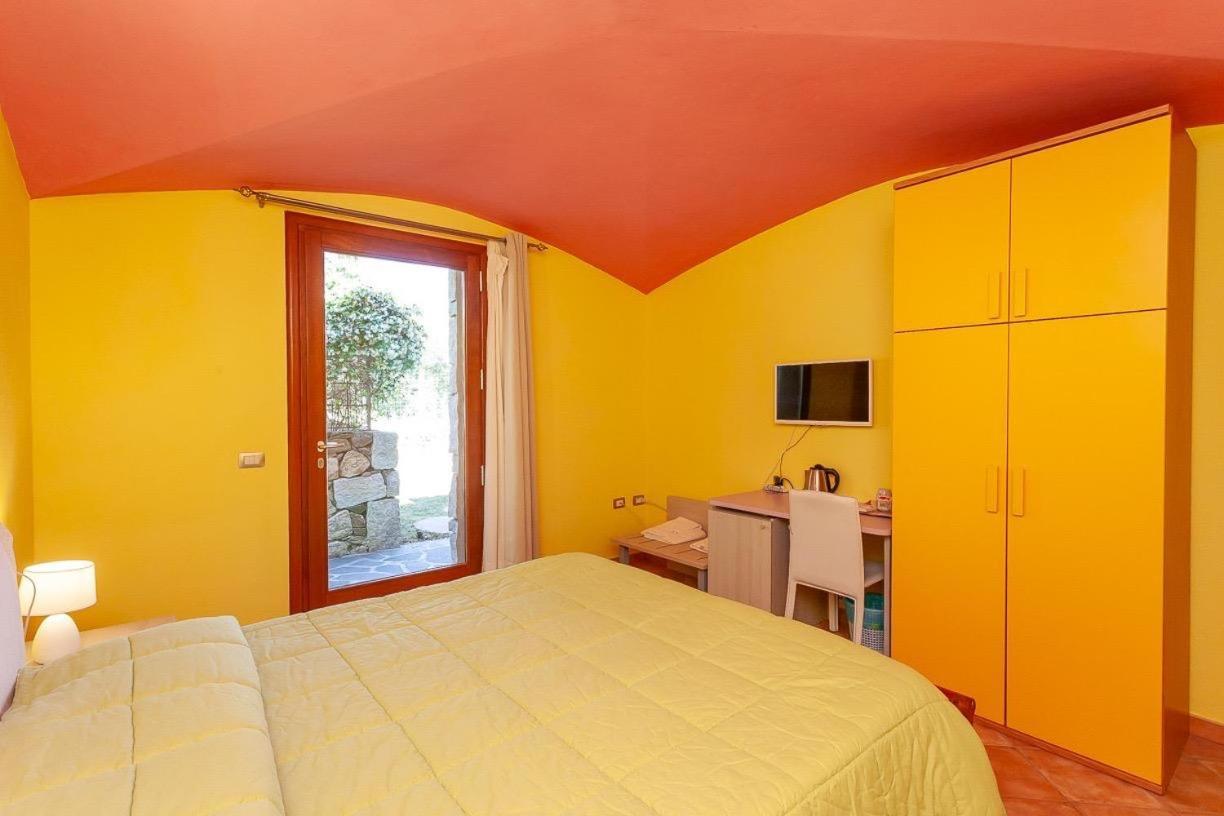 B&B Pettirosso Garden San Teodoro  Exterior foto