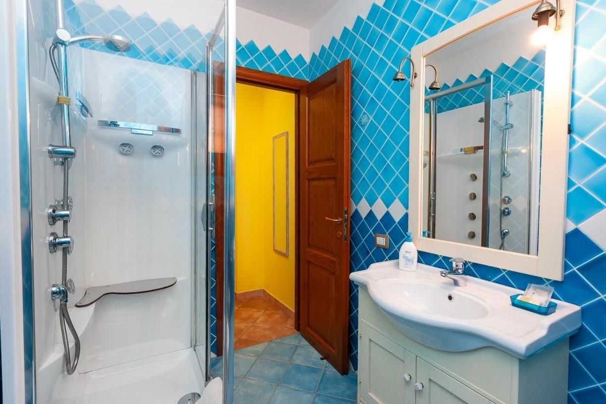 B&B Pettirosso Garden San Teodoro  Exterior foto